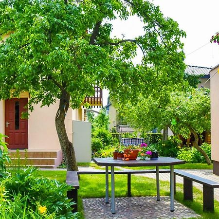 Almuka Lägenhet Palanga Exteriör bild